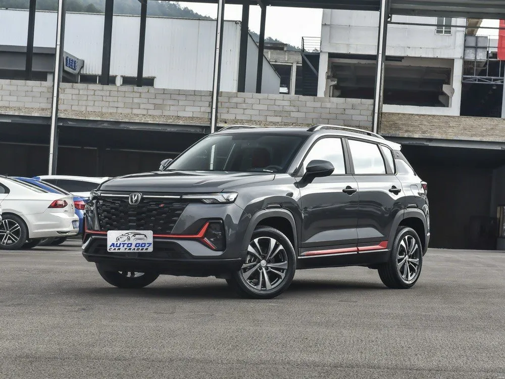 چانگن CS35 پلس پٹرول کار